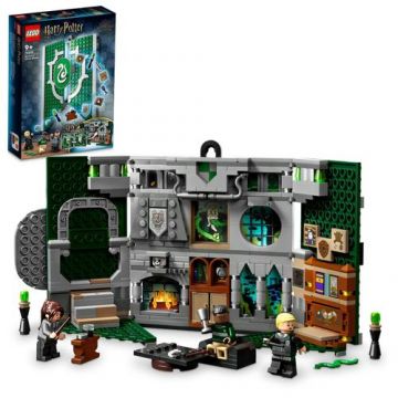 LEGO® Harry Potter™ - Bannerul Casei Slytherin™ 76410, 349 piese