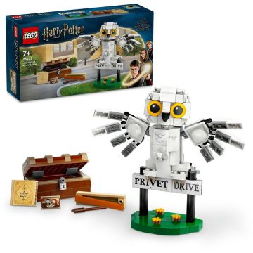 LEGO® LEGO® Harry Potter™ - Hedwig™ pe privet drive nr. 4 76425, 337 piese