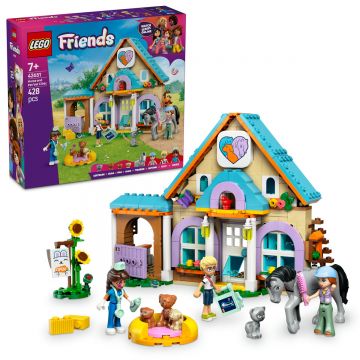 LEGO Friends: Clinica veterinara pentru cai si animale de companie