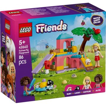 LEGO® Friends - Teren de joaca pentru porcusori de guineea (42640)