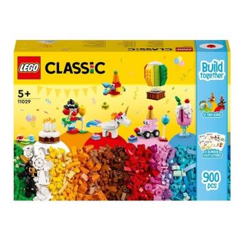 LEGO® Classic - Cutie de petrecere creativa 11029, 900 piese