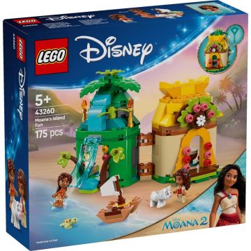 LEGO® Disney Princess - Distractie pe insula Moanei (43260)