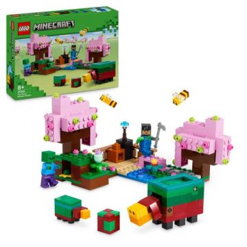 LEGO® Minecraft® - Gradina cu ciresi infloriti 21260, 304 piese